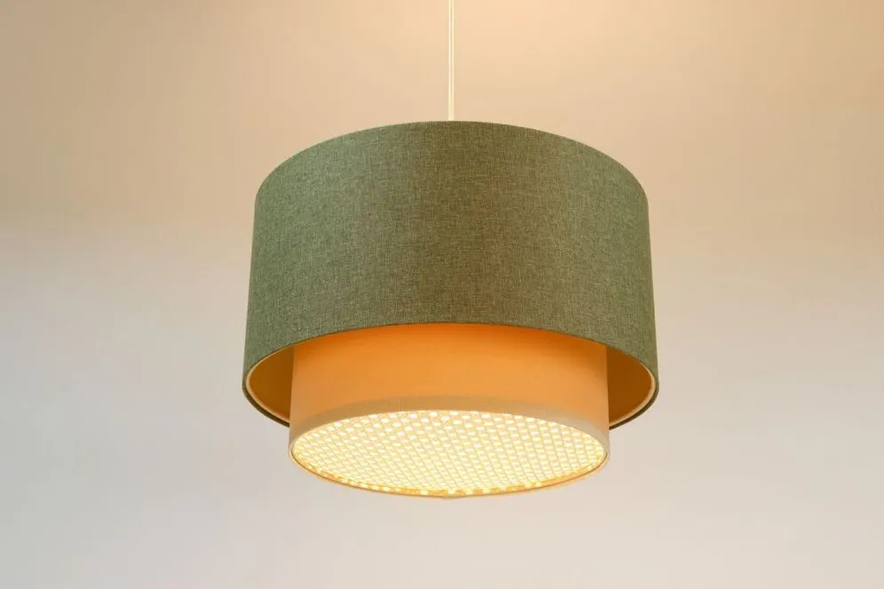 Lampa wisząca ERUTAN DOUBLE RATTAN 60 zielona/kremowa do salonu I sklep meblowy MIRAT.
