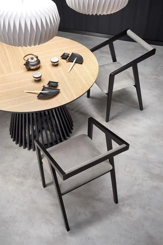 Stół okrągły MIYAKI 120x120 dąb naturalny/czarny na jednej nodze | MIRAT. w stylu LOFT kolekcja