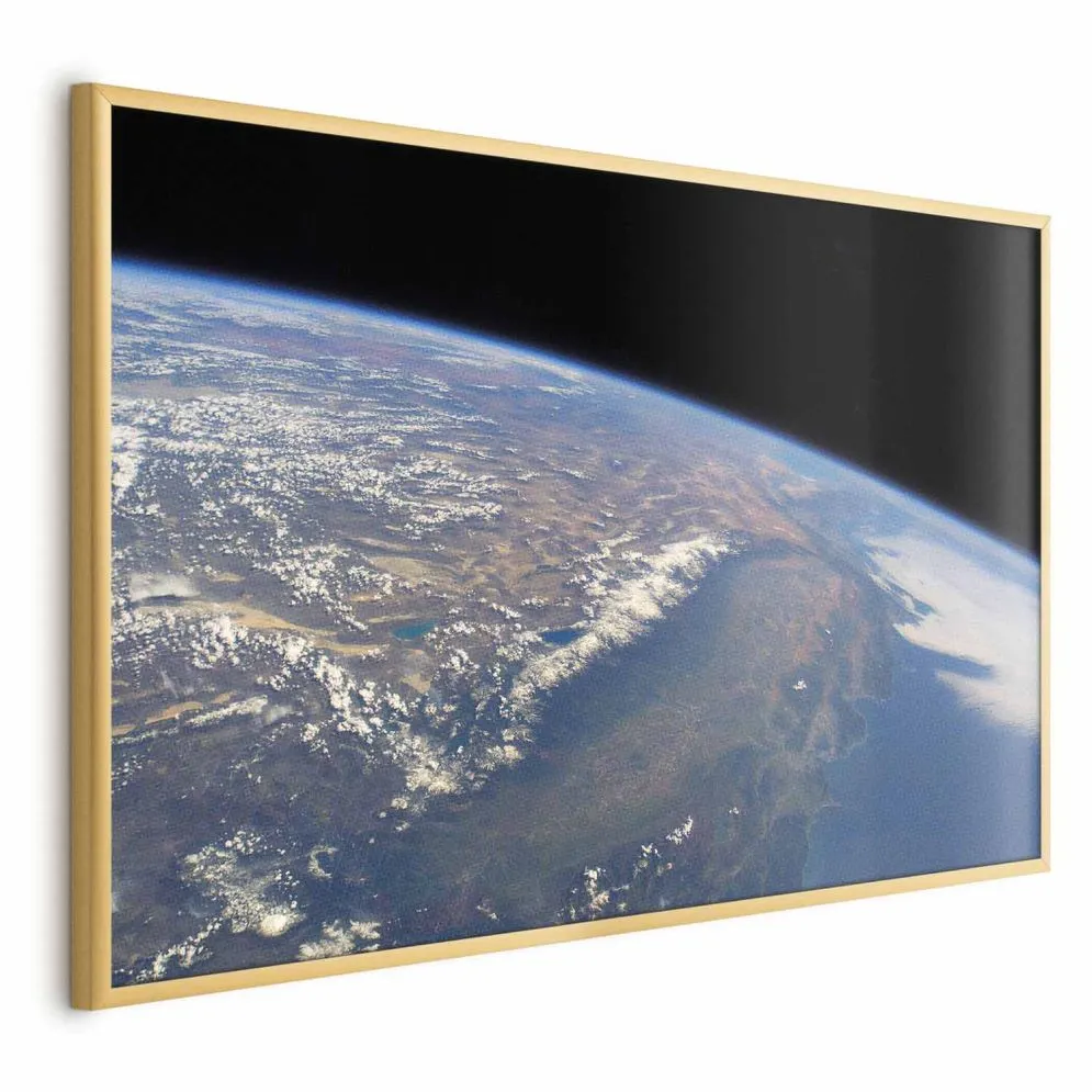 Plakat Potęga ziemi 60x40 cm z ramą złotą bez marginesu | MIRAT.