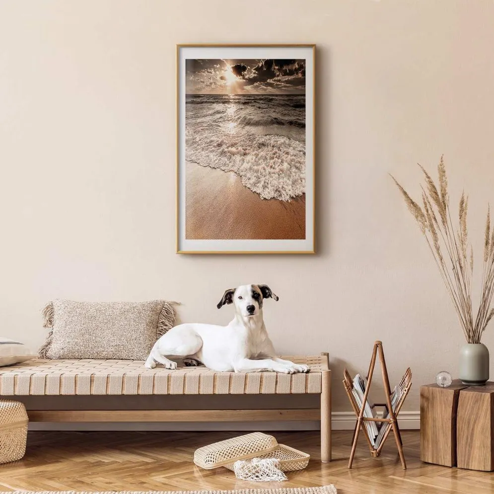 Plakat Przestrzeń fal 60x90 cm z ramą złotą z marginesem | MIRAT.