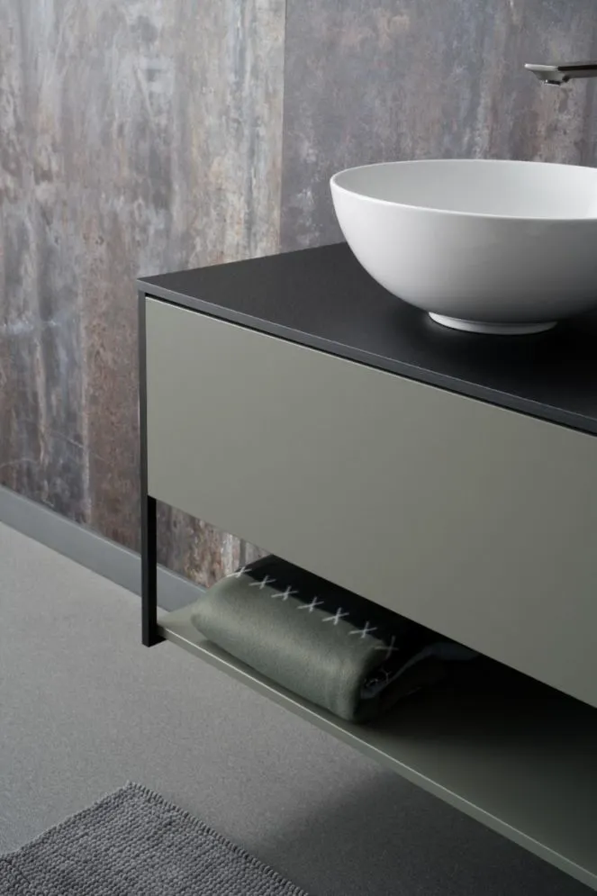 Blat łazienkowy kompaktowy 110 cm czarny struktura kamienia | MIRAT