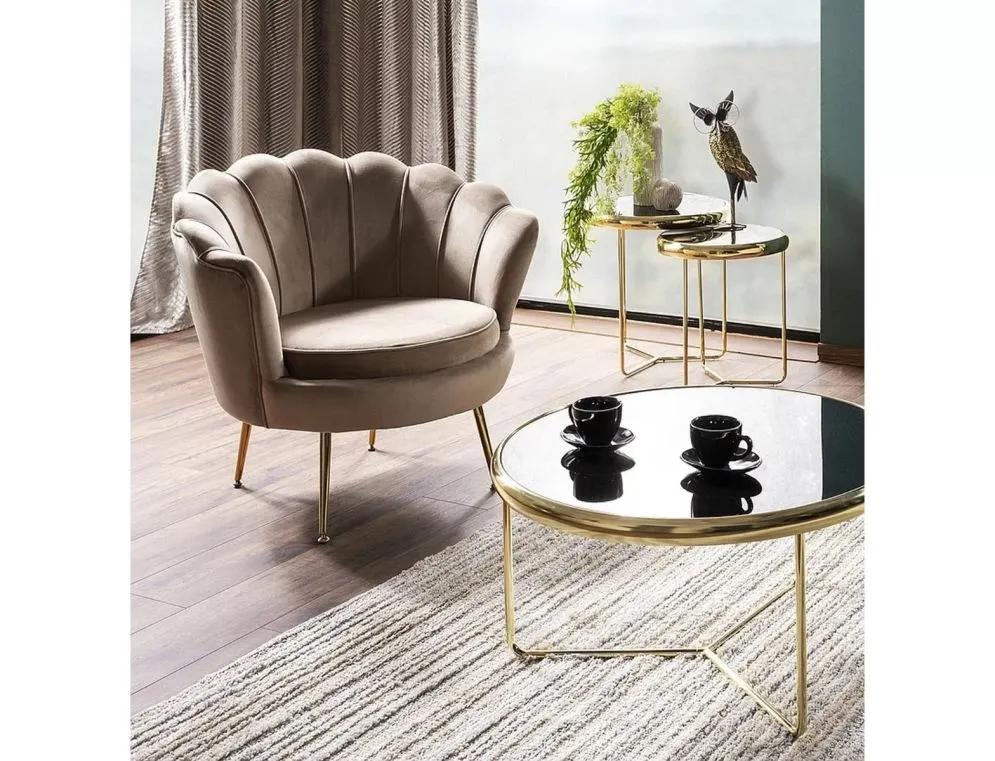 Fotel tapicerowany CAMELLIA 1 VELVET beżowy muszelka I sklep meblowy MIRAT. styl GLAMOUR