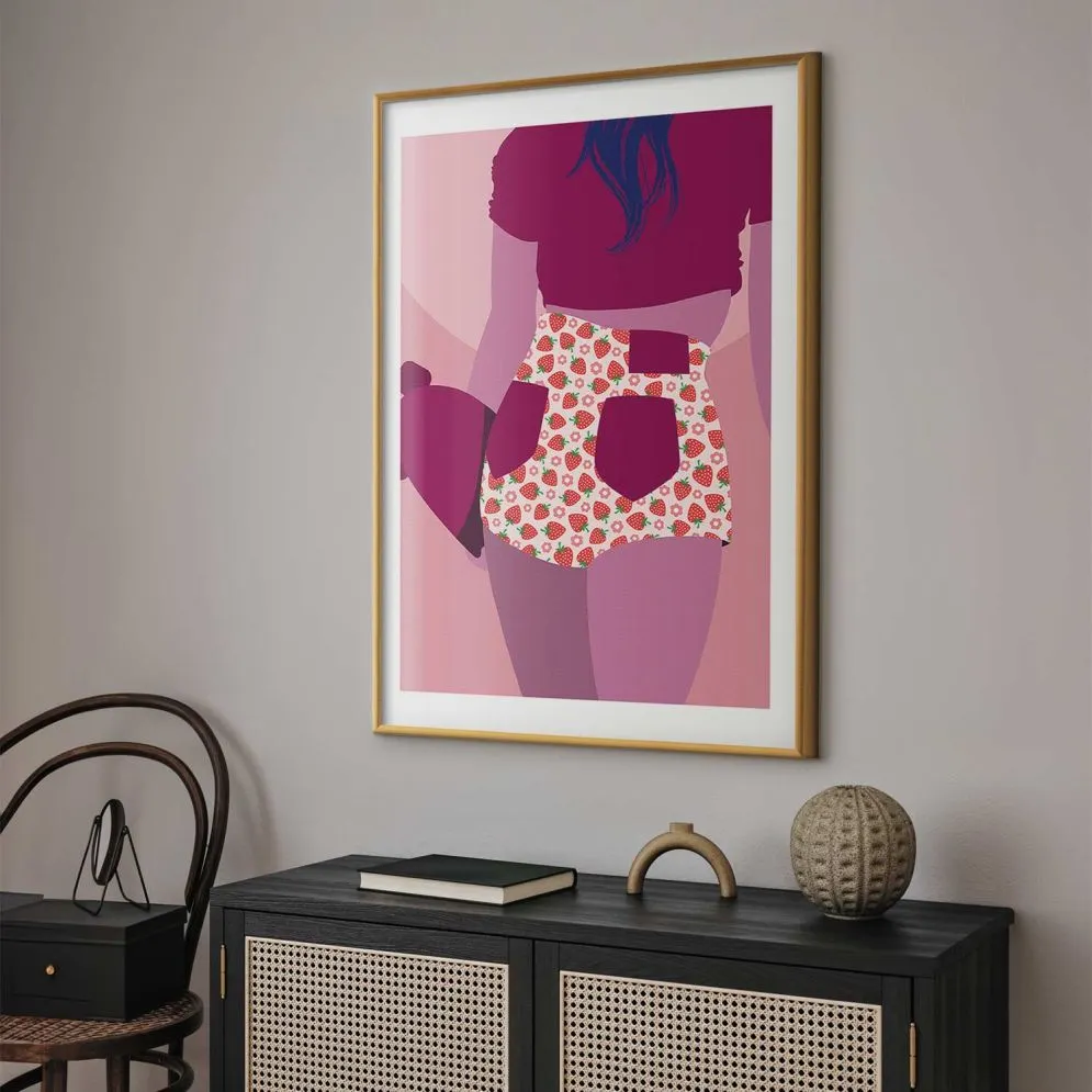 Plakat Spodenki w truskawki 29,7x42 cm z ramą złotą z marginesem | MIRAT.