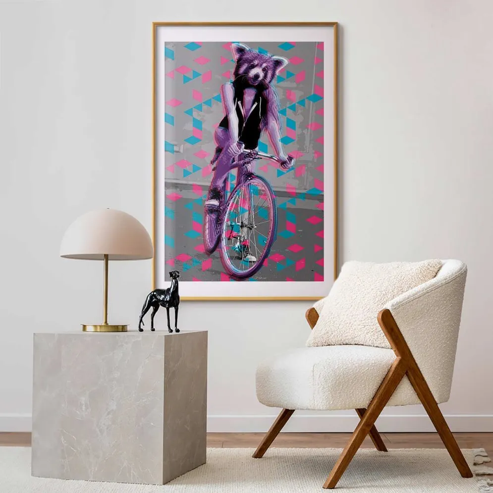 Plakat Szop na rowerze 29,7x42 cm z ramą złotą z marginesem | MIRAT.