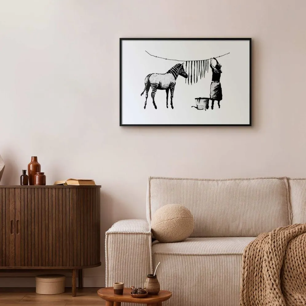 Plakat Banksy: Pranie 60x40 cm z ramą czarną z marginesem | MIRAT.