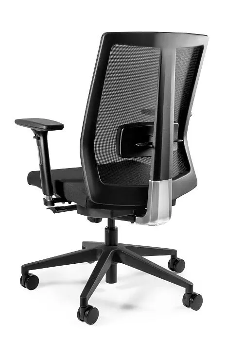 Fotel biurowy SCOPE LOW czarny z mechanizmem SYNCHRON | MIRAT. w stylu kolekcja