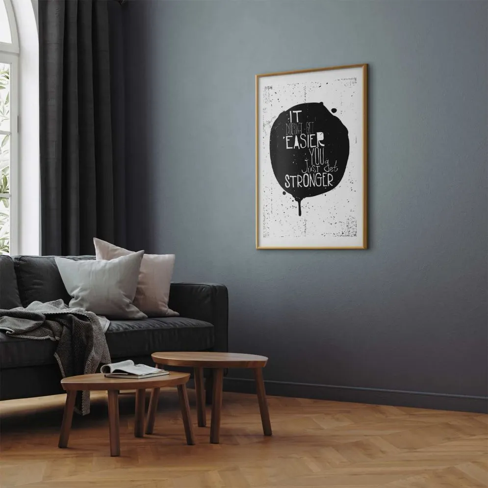 Plakat Stronger 60x90 cm z ramą złotą z marginesem | MIRAT.