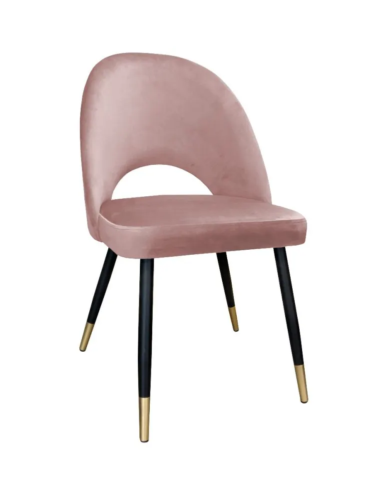 Krzesło ISKAR VELVET GOLD różowe nowoczesne do salonu | MIRAT. w stylu GLAMOUR kolekcja