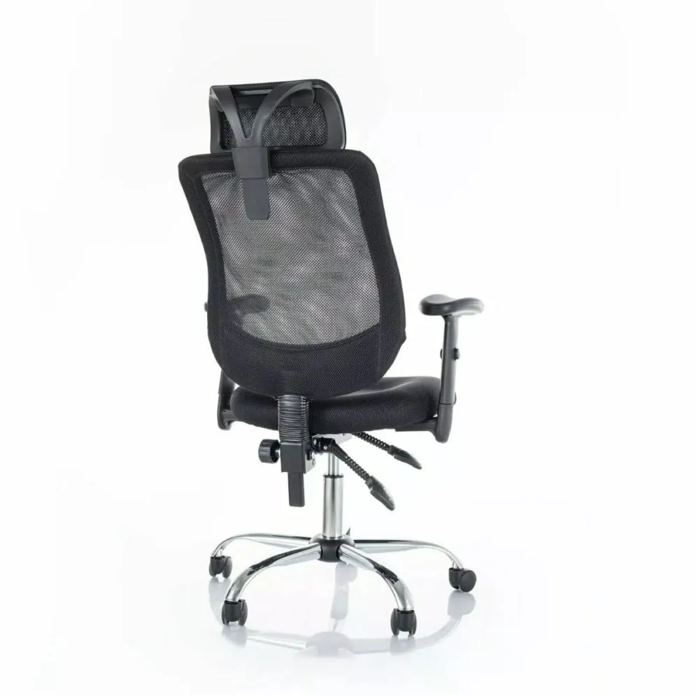 Fotel obrotowy Q-118R czarny z mechanizmem MULTIBLOCK I sklep meblowy MIRAT.