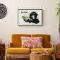 Plakat Banksy: Małpa 60x40 cm z ramą czarną bez marginesu | MIRAT.