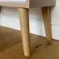 Komoda LEBEL z drzwiczkami 100cm różowa na drewnianych nogach | MIRAT. styl SKANDYNAWSKI kolekcja LEBEL