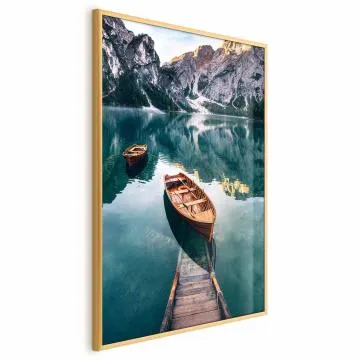 Plakat Łodzie w Dolomitach 21x30 cm z ramą złotą bez marginesu