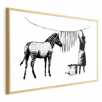 Plakat Banksy: Pranie 90x60 cm z ramą złotą bez marginesu