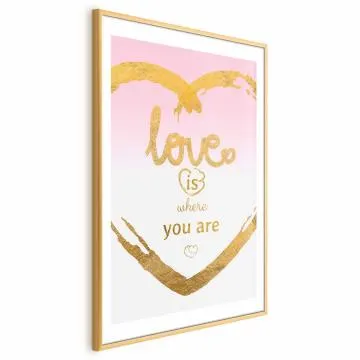 Plakat Love Is 60x90 cm z ramą złotą z marginesem
