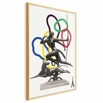Plakat Strzelająca kobieta 40x60 cm z ramą złotą bez marginesu